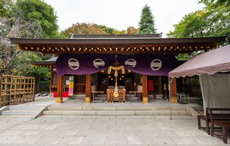 南北朝内乱の舞台にして破魔矢発祥の地「新田神社」へ