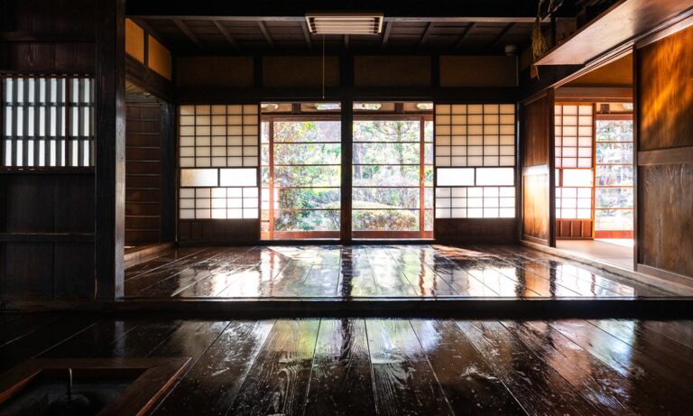 洗足とともに在り続けた歴史ある住まい。「宮野古民家自然園」を訪ねて